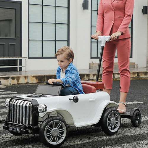 Ride on Push Car with a adjustable Holder and skateboard